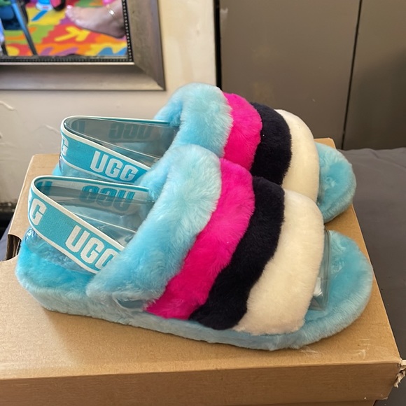 Ugg’s Fluff yeah slides